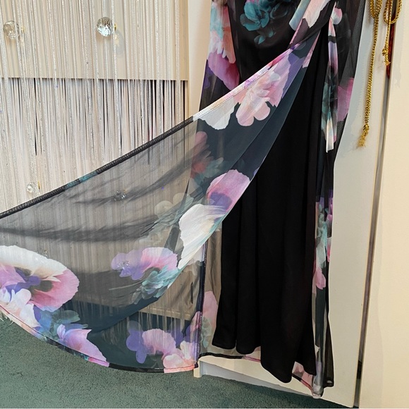 LeChateau One Shoulder Floral Maxi Dress Size XS - Picture 14 of 16